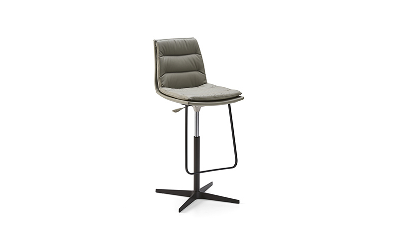 LADY STOOL_4 façons